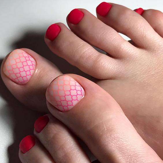 30 Amazing Red Toe Nail Ideas You Need to Try фото №3 30 Amazing Red Toe Nail Ideas You Need to Try фото №3