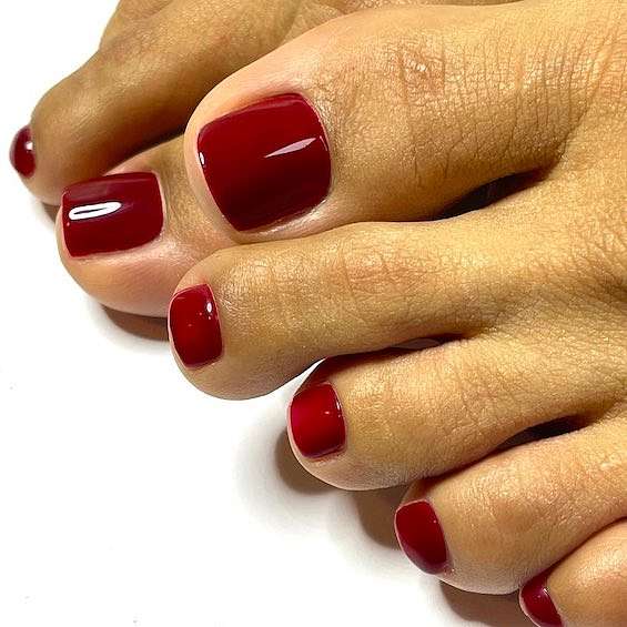 30 Amazing Red Toe Nail Ideas You Need to Try фото №16 30 Amazing Red Toe Nail Ideas You Need to Try фото №16