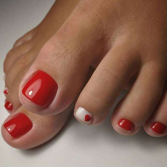 30 Amazing Red Toe Nail Ideas You Need to Try фото №23 30 Amazing Red Toe Nail Ideas You Need to Try фото №23