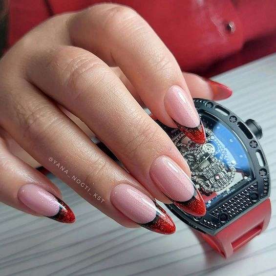 45 Red Nail Designs for a Chic and Trendy Look фото №4 45 Red Nail Designs for a Chic and Trendy Look фото №4