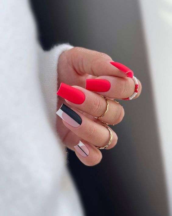 45 Red Nail Designs for a Chic and Trendy Look фото №25 45 Red Nail Designs for a Chic and Trendy Look фото №25