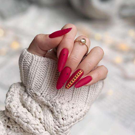 45 Red Nail Designs for a Chic and Trendy Look фото №27 45 Red Nail Designs for a Chic and Trendy Look фото №27