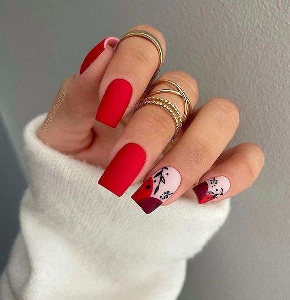 45 Red Nail Designs for a Chic and Trendy Look фото №28 45 Red Nail Designs for a Chic and Trendy Look фото №28