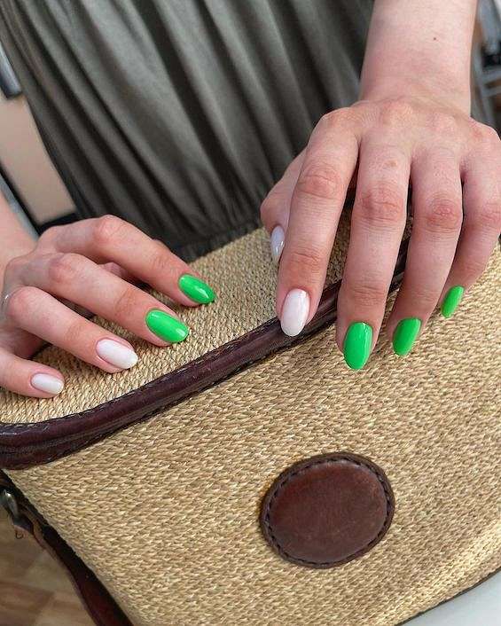 65 Beautiful Green Nail Art Designs for 2024 фото №51 65 Beautiful Green Nail Art Designs for 2024 фото №51