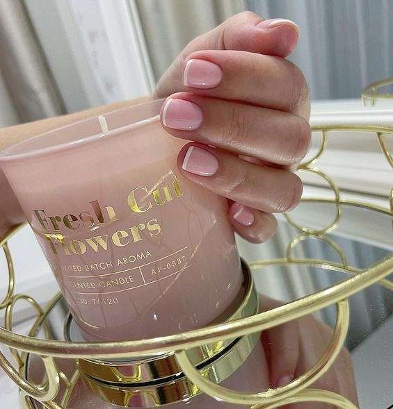 60  French Manicure Ideas for 2024 фото №3