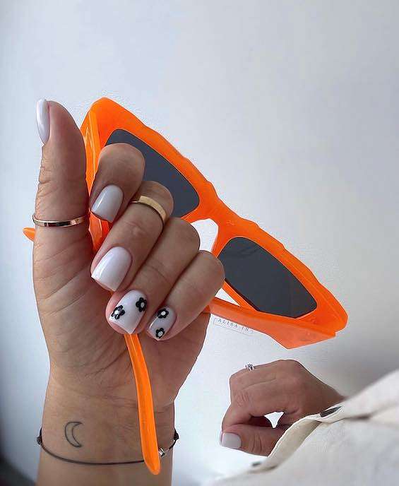70 White Nail Ideas You Need to Try in 2024 фото №51 70 White Nail Ideas You Need to Try in 2024 фото №51