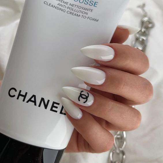 70 White Nail Ideas You Need to Try in 2024 фото №66 70 White Nail Ideas You Need to Try in 2024 фото №66