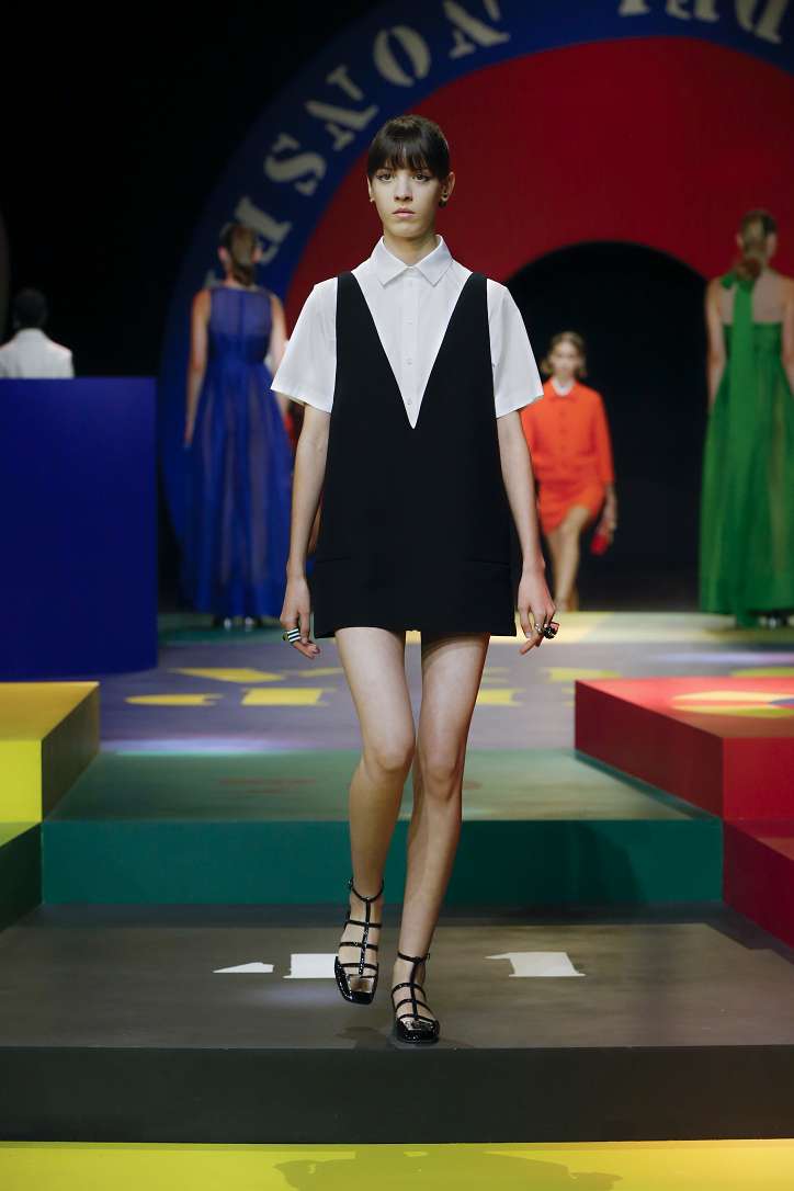 Коллекция Christian Dior весна-лето 2022 фото №4 Коллекция Christian Dior весна-лето 2022 фото №4