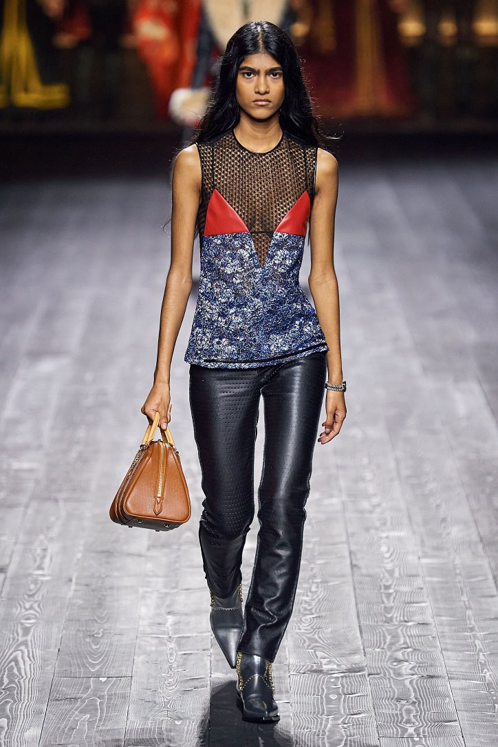 Louis Vuitton осень-зима 2020-2021 фото №22