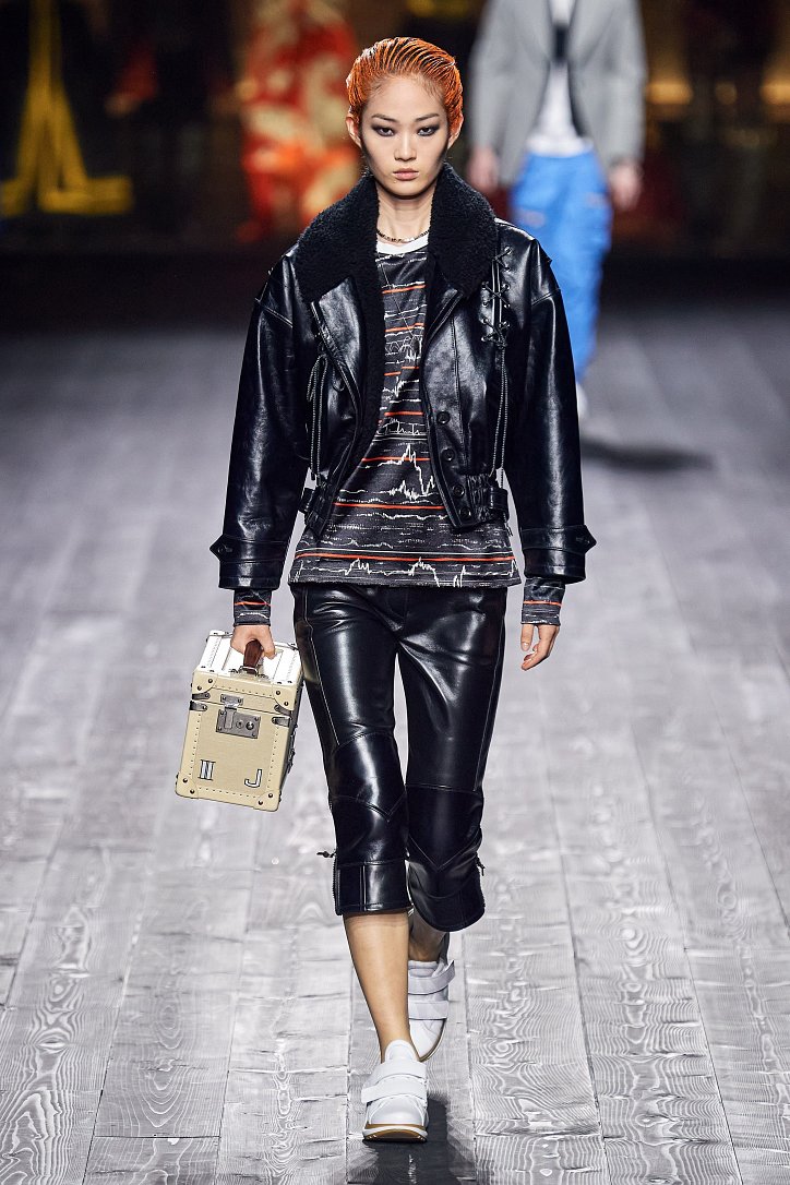 Louis Vuitton осень-зима 2020-2021 фото №33