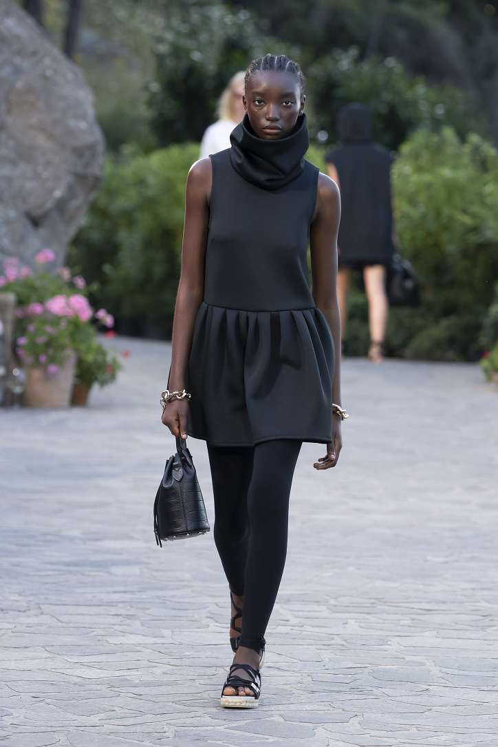 Коллекция Max Mara Resort 2022 фото №37 Коллекция Max Mara Resort 2022 фото №37