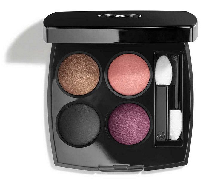 Осенняя коллекция макияжа глаз Chanel Eye Makeup фото №4 Осенняя коллекция макияжа глаз Chanel Eye Makeup фото №4