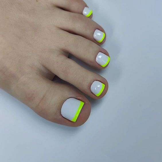 The Biggest Pedicure Trends of 2024 фото №6 The Biggest Pedicure Trends of 2024 фото №6