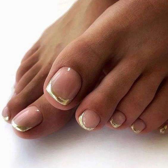 The Biggest Pedicure Trends of 2024 фото №3 The Biggest Pedicure Trends of 2024 фото №3