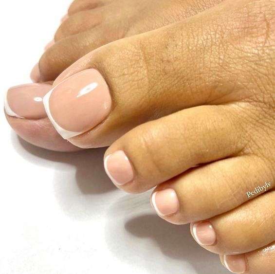 The Biggest Pedicure Trends of 2024 фото №7 The Biggest Pedicure Trends of 2024 фото №7