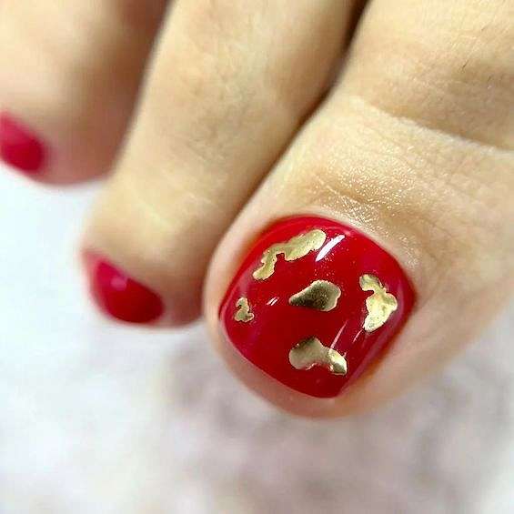 The Biggest Pedicure Trends of 2024 фото №12 The Biggest Pedicure Trends of 2024 фото №12