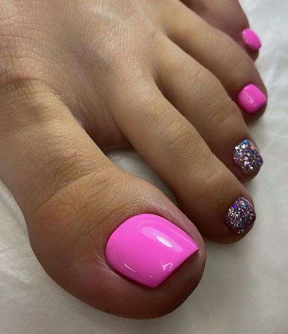 The Biggest Pedicure Trends of 2024 фото №10 The Biggest Pedicure Trends of 2024 фото №10