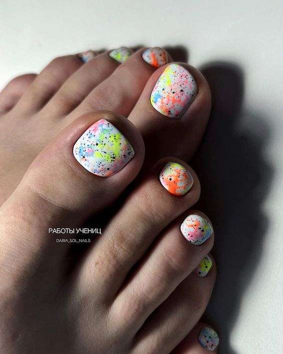 The Biggest Pedicure Trends of 2024 фото №23 The Biggest Pedicure Trends of 2024 фото №23