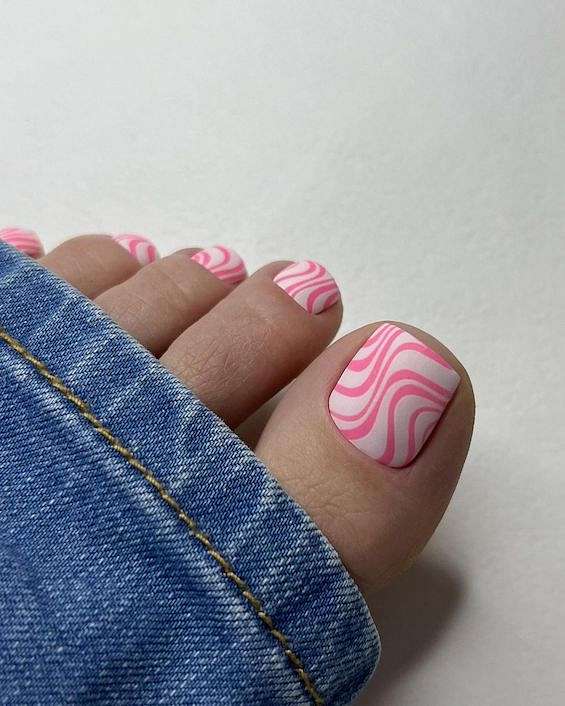 The Biggest Pedicure Trends of 2024 фото №21 The Biggest Pedicure Trends of 2024 фото №21