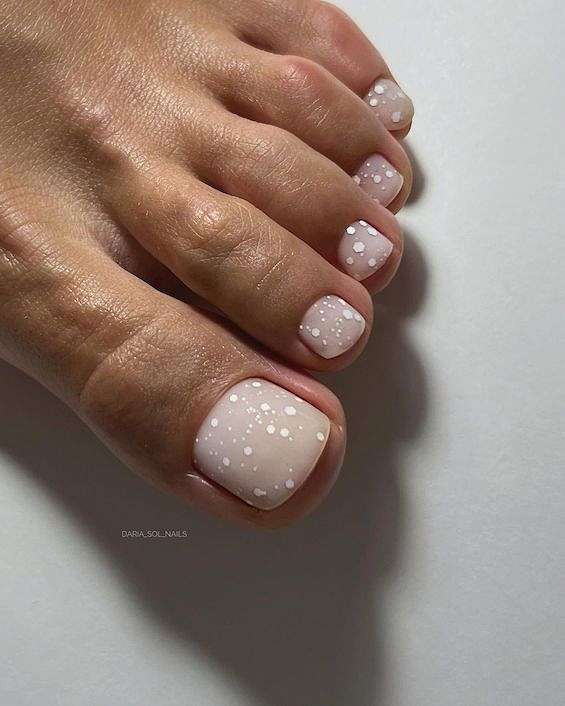 The Biggest Pedicure Trends of 2024 фото №26 The Biggest Pedicure Trends of 2024 фото №26