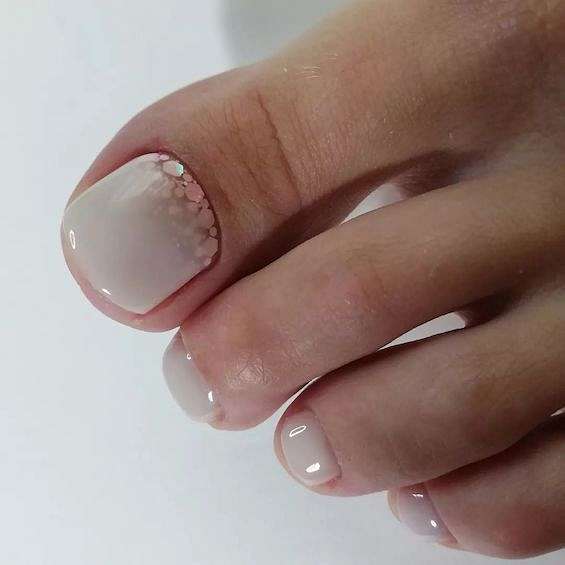 The Biggest Pedicure Trends of 2024 фото №30 The Biggest Pedicure Trends of 2024 фото №30