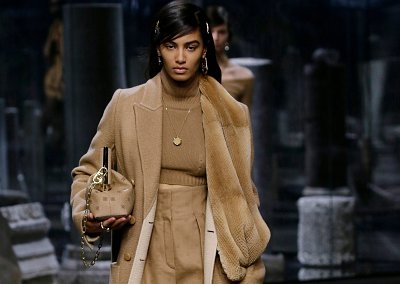 Коллекция Fendi осень-зима 2021-2022 Коллекция Fendi осень-зима 2021-2022