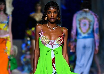 Коллекция Versace весна-лето 2021 Коллекция Versace весна-лето 2021