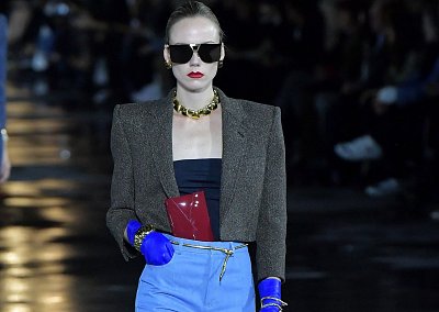 Лучшие образы коллекции Saint Laurent весна-лето 2022